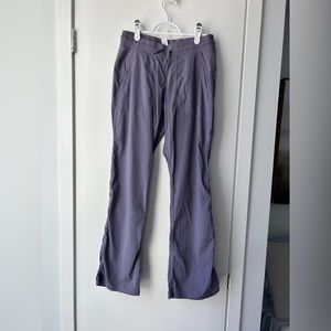 Ivivia by Lululemon Joggers